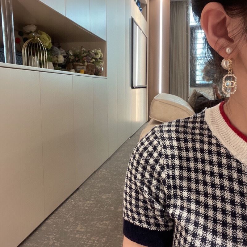 chr1st1an D10r earrings